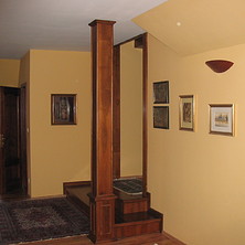 diófa lépcső oszloppal